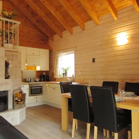 Cozy Chalet In Oignies-en-thierache With Sauna 瓦涅