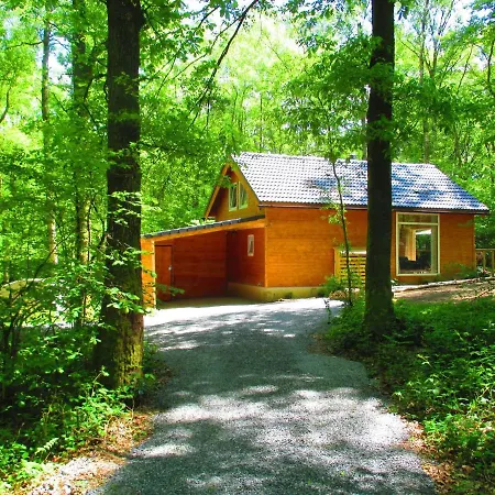 Cozy Chalet In Oignies-en-thierache With Sauna 瓦涅