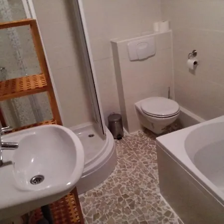 Cozy Chalet In Oignies-en-thierache With Sauna 木屋 *