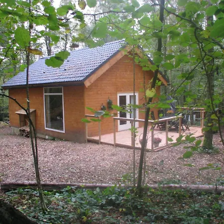 Cozy Chalet In Oignies-en-thierache With Sauna 瓦涅