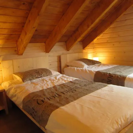 木屋 Cozy Chalet In Oignies-en-thierache With Sauna 瓦涅